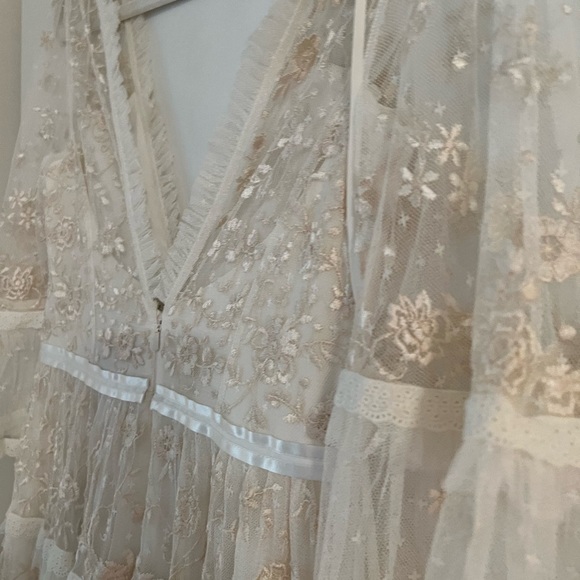 Needle and thread size 8 - Picture 4 of 16